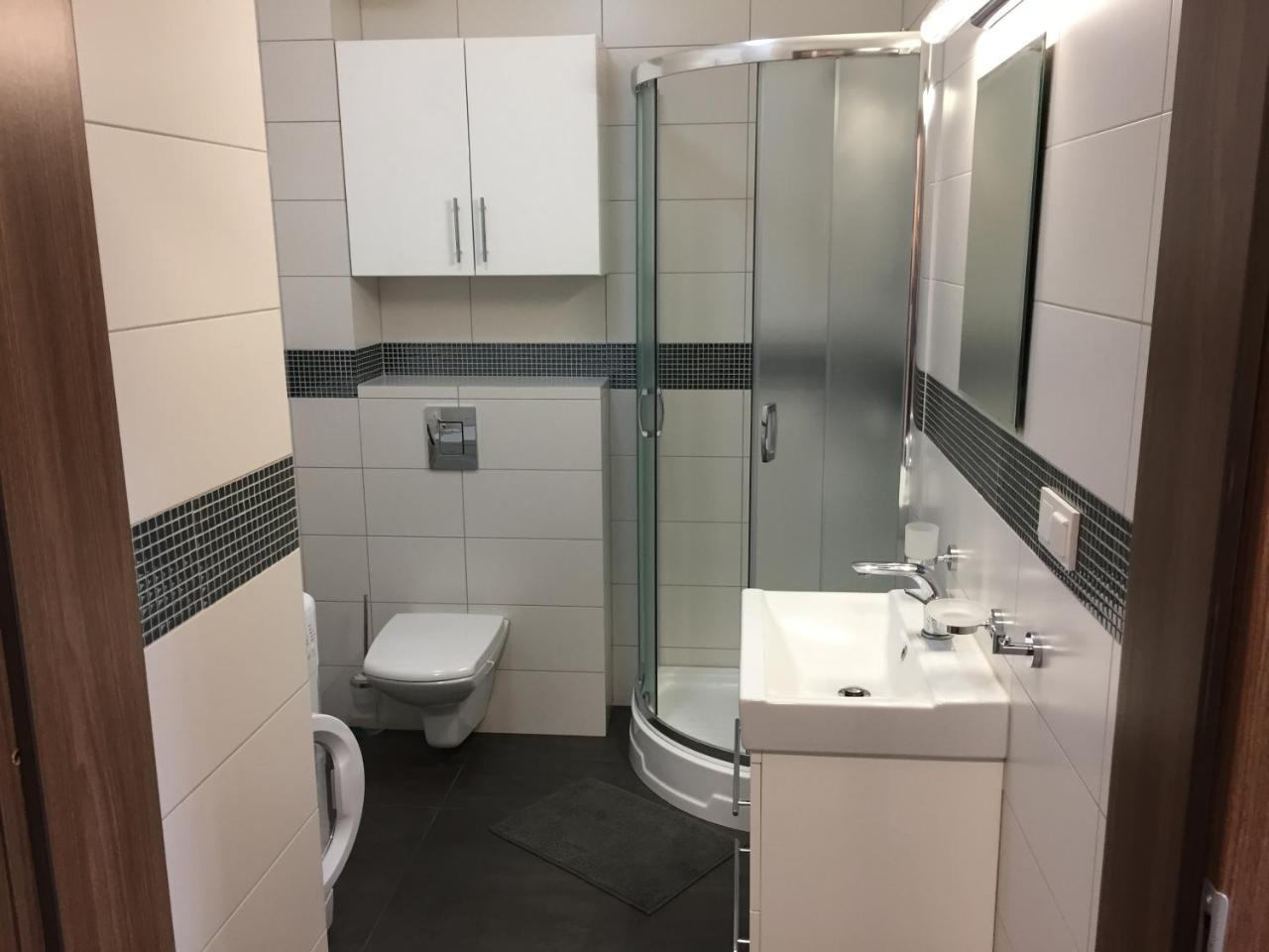 פוגורזליצה Apartament Malinowy Pogorzelica מראה חיצוני תמונה