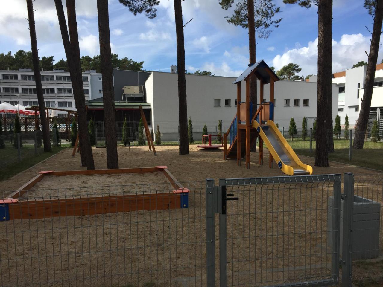 פוגורזליצה Apartament Malinowy Pogorzelica מראה חיצוני תמונה