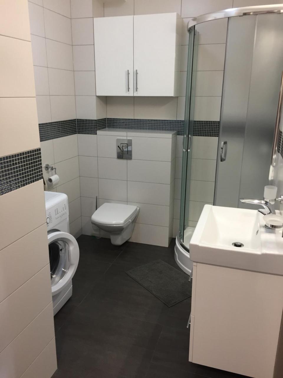 פוגורזליצה Apartament Malinowy Pogorzelica מראה חיצוני תמונה
