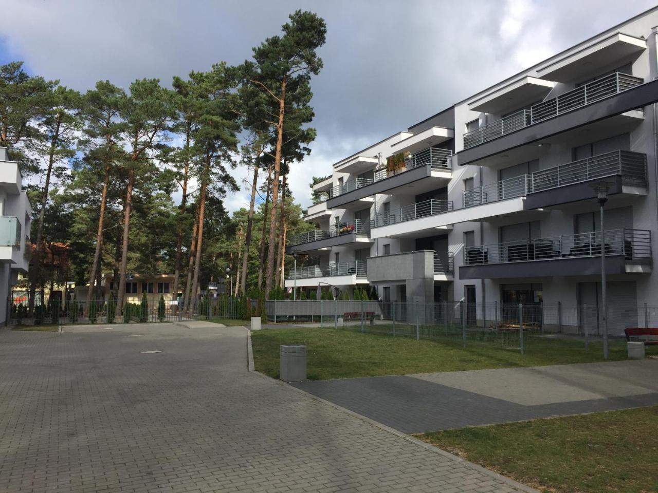 פוגורזליצה Apartament Malinowy Pogorzelica מראה חיצוני תמונה